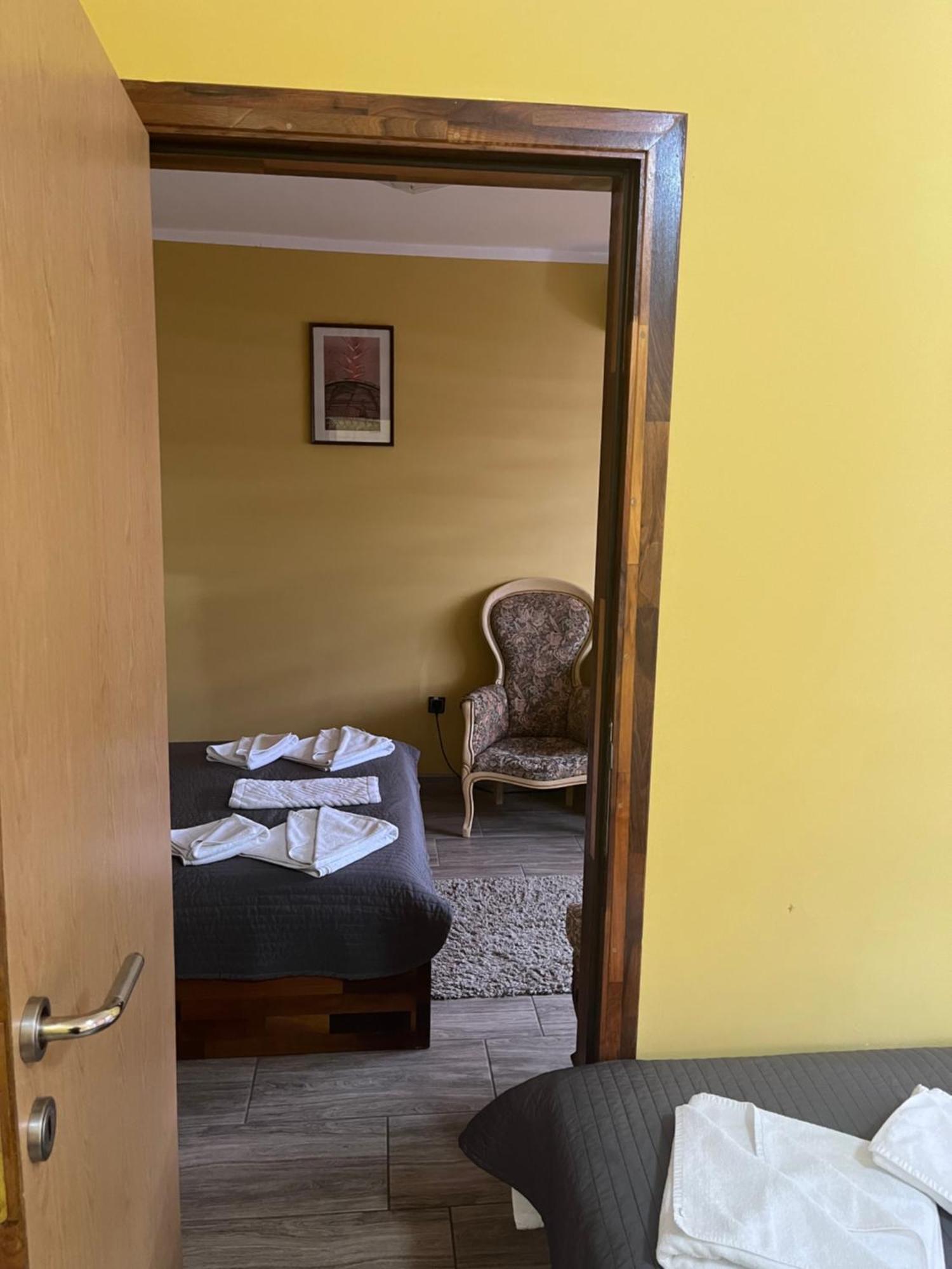 וליקה פלאנה Hotel "Vir" מראה חיצוני תמונה