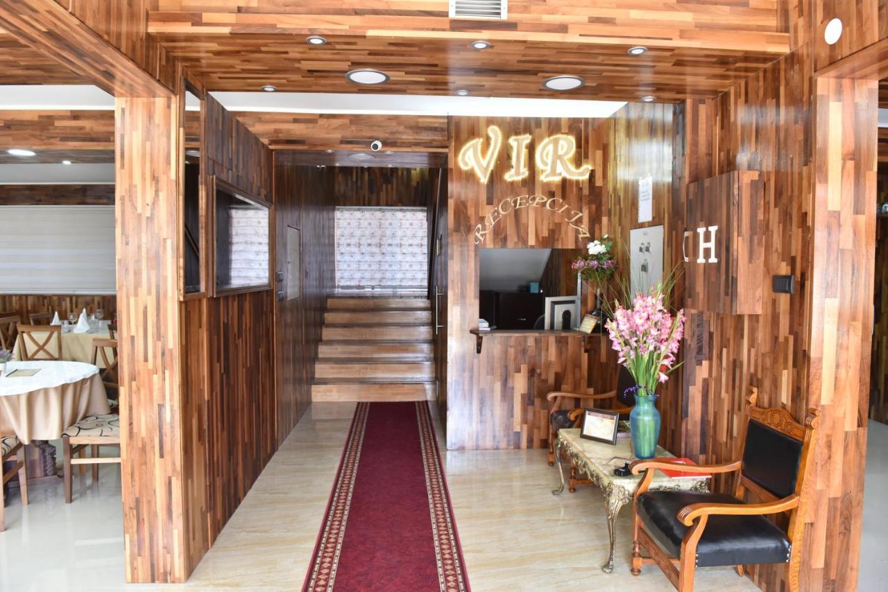 וליקה פלאנה Hotel "Vir" מראה חיצוני תמונה